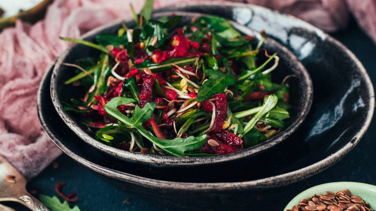 Постный салат из свеклы – рецепт от Евгения Клопотенко