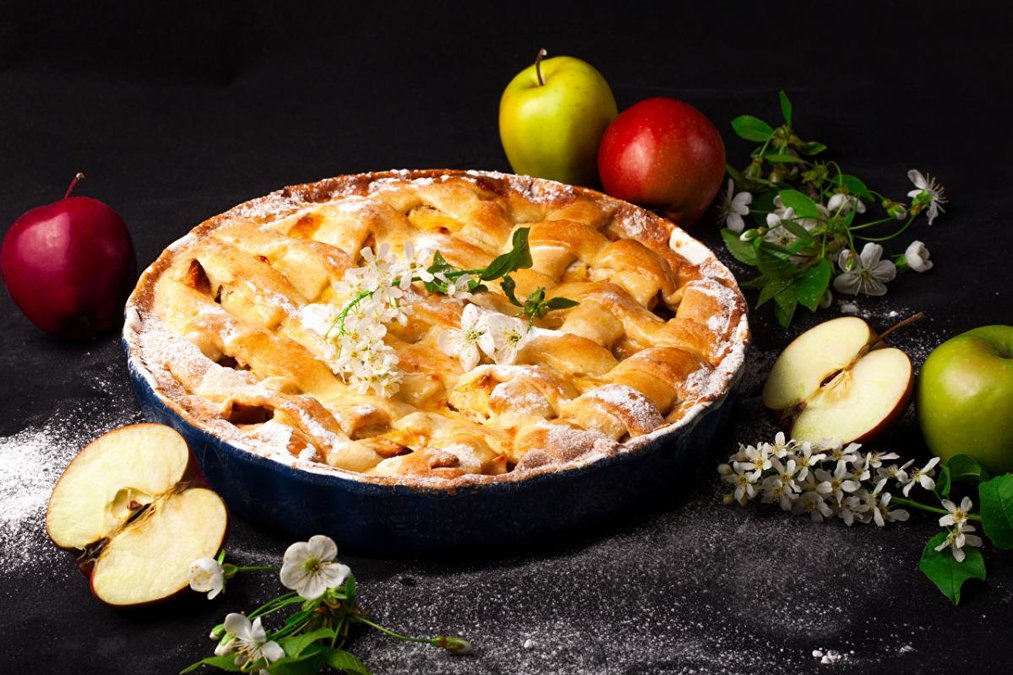 Яблучний спас 2020: рецепт пирога з яблуками на 12 защіпок